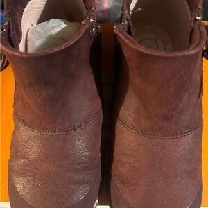 Livie & Luca Kids Boots in Burgundy